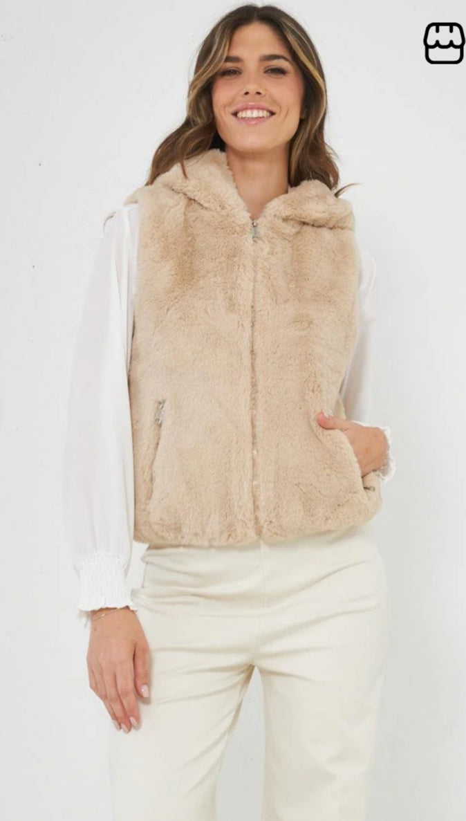 Gilet ecopelliccia (10345293611339)